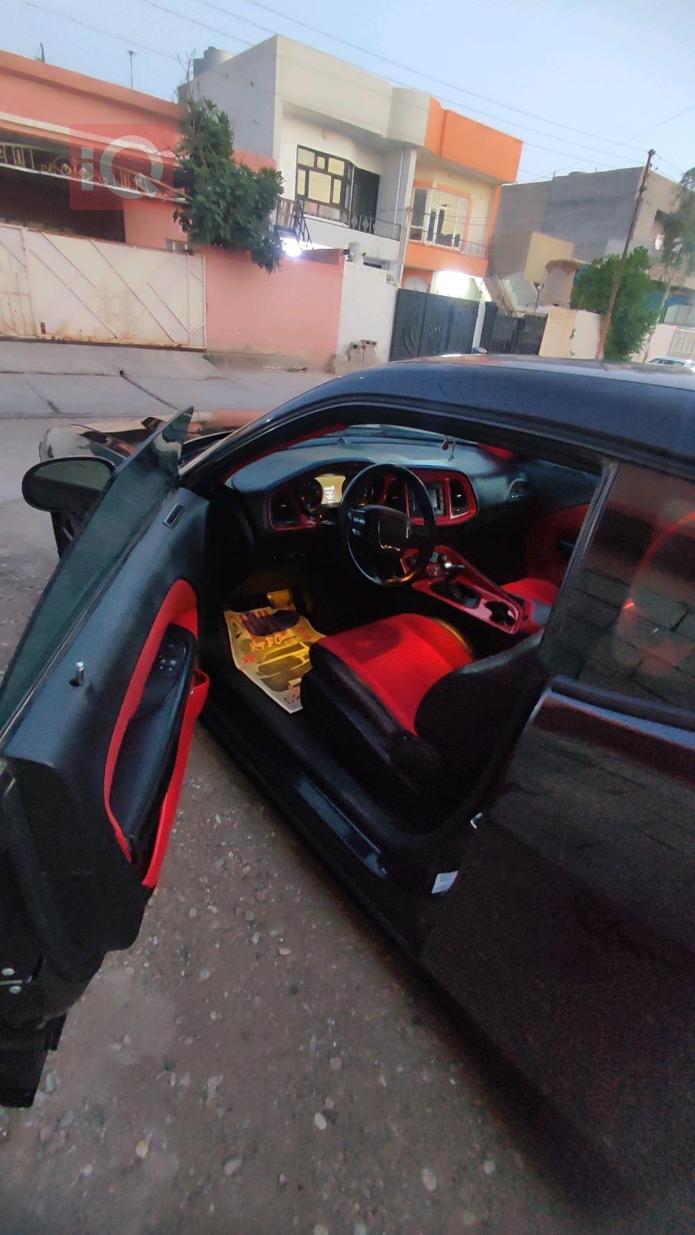 Dodge Challenger
